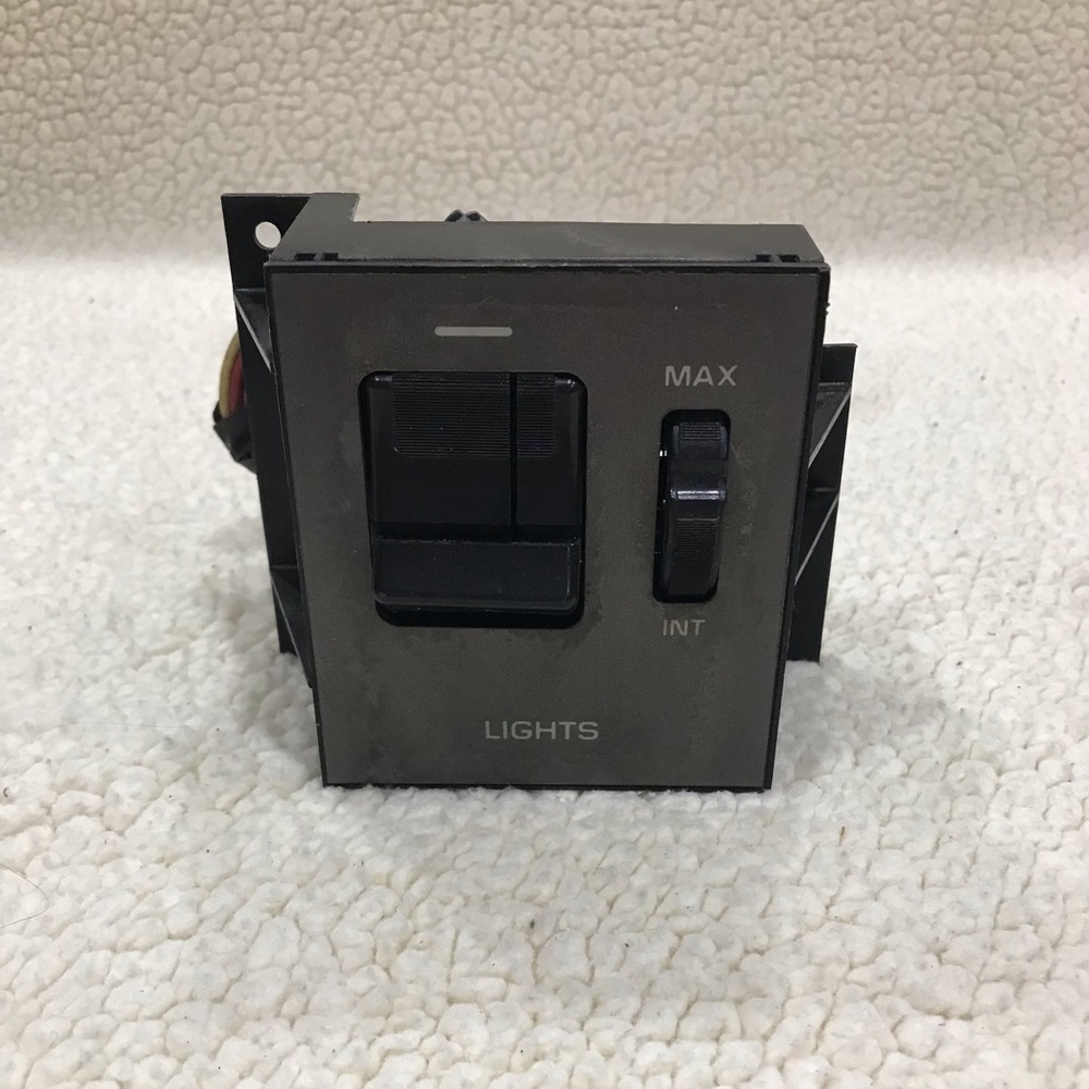 1991-1993 Chevrolet Caprice Light Switch Dimmer Switch Pigtail Chevy OEM 1995338